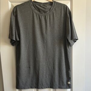 Vuori Mens Tradewind Performance Tee